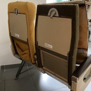 Rénovation d'un duo de fauteuils d'avion