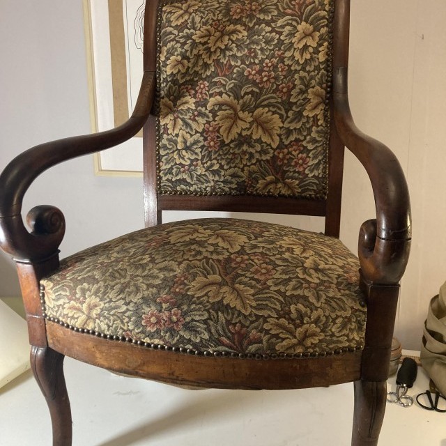 Restauration d'un Fauteuil de Style Empire